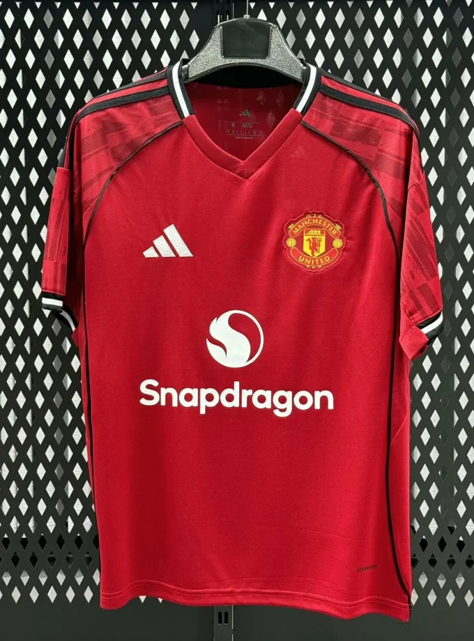 MANCHESTER UNITED 25/26 FAN HOME JERSEY